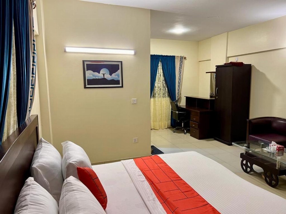 Hotel Rooms DHA Image 16