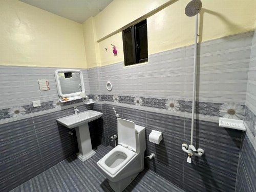 Hotel Rooms DHA image 17